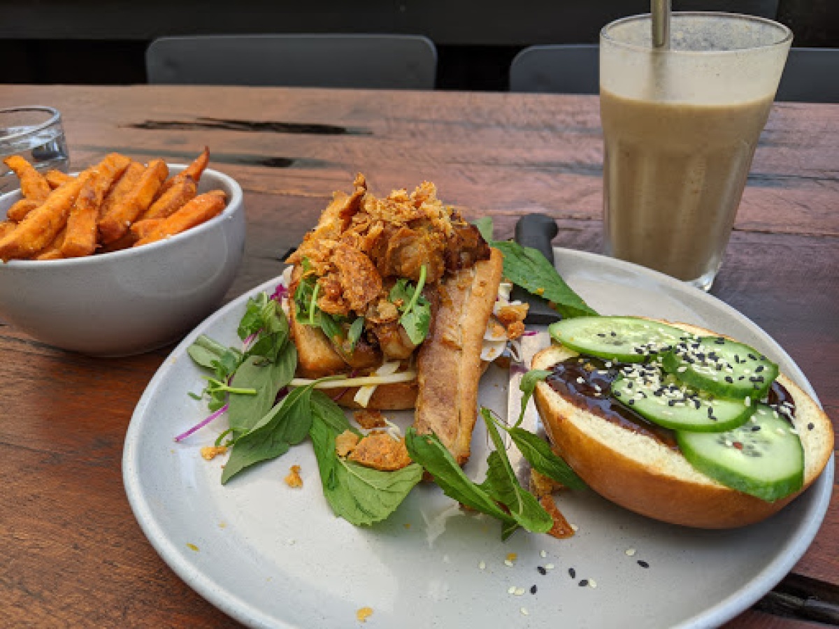 Bateau Beach Cafe