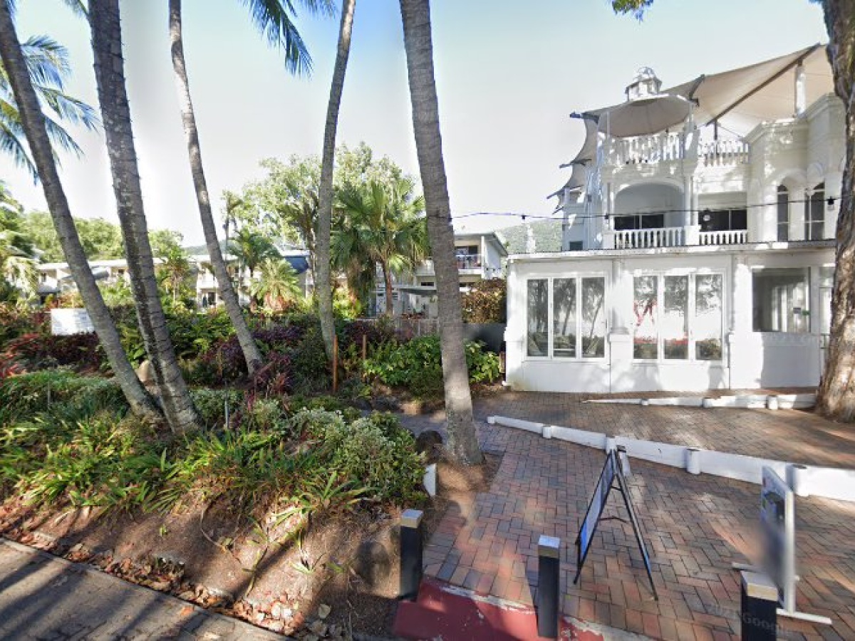 Beachfront Tavern