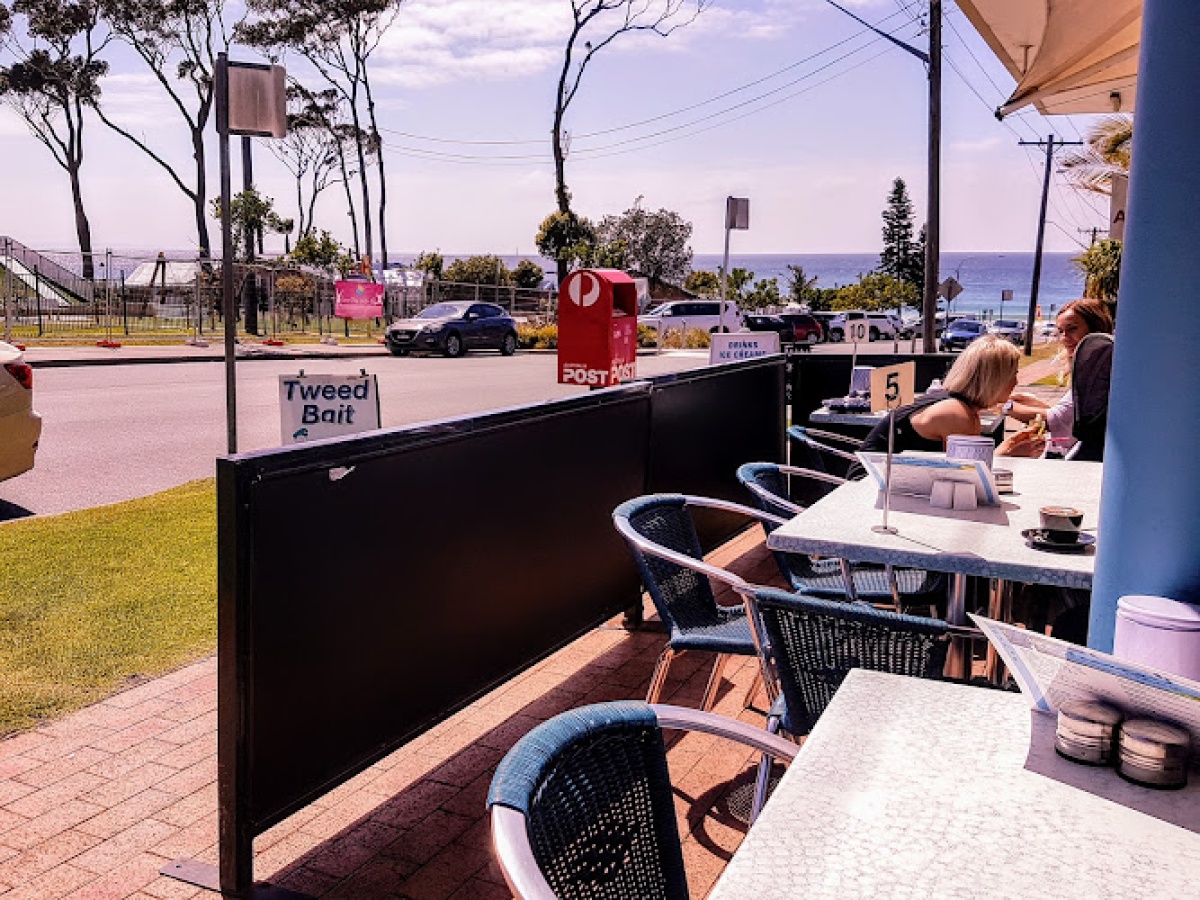 Breakers Cafe