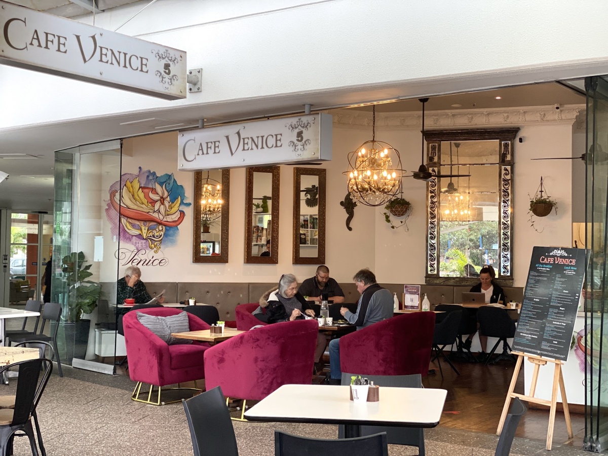 Cafe Venice