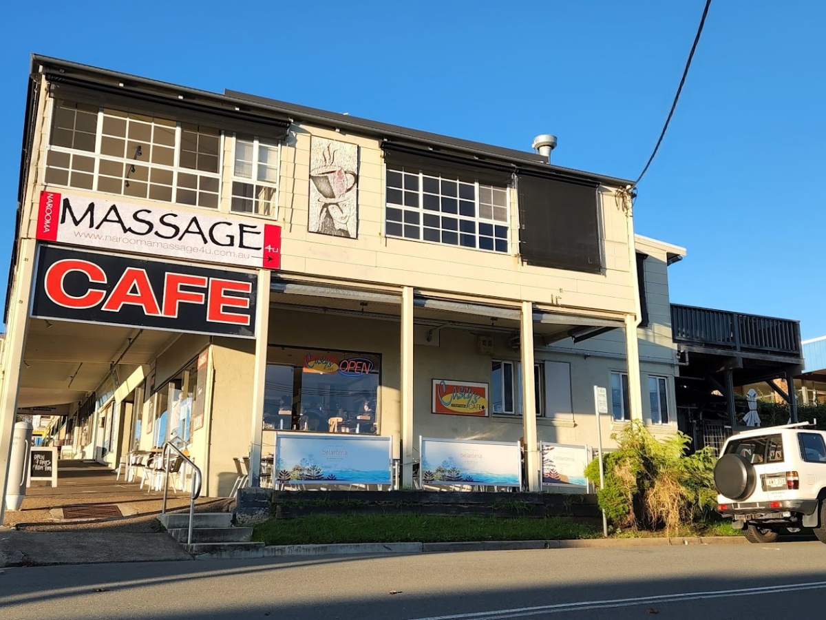 Casey’s Cafe