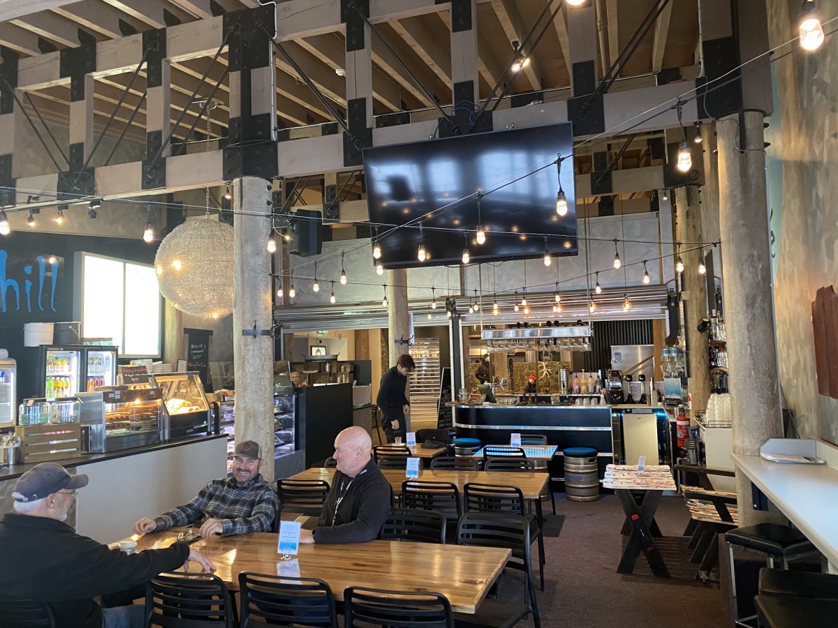 Chill Bar & Cafe