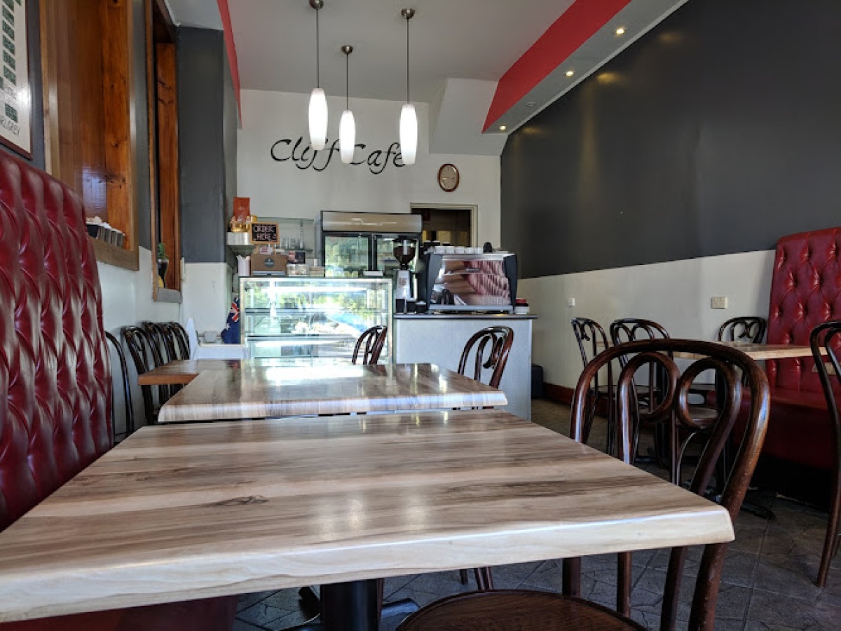 Cliff Cafe & PHO – Vietnamese Cuisine