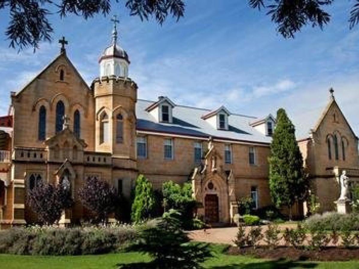 Abbey Boutique Hotel Adults only photo