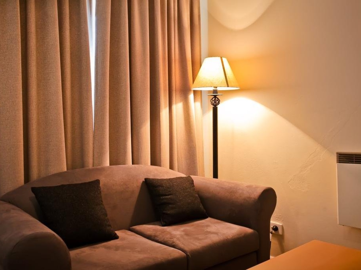 Abbotsleigh Motor Inn photo
