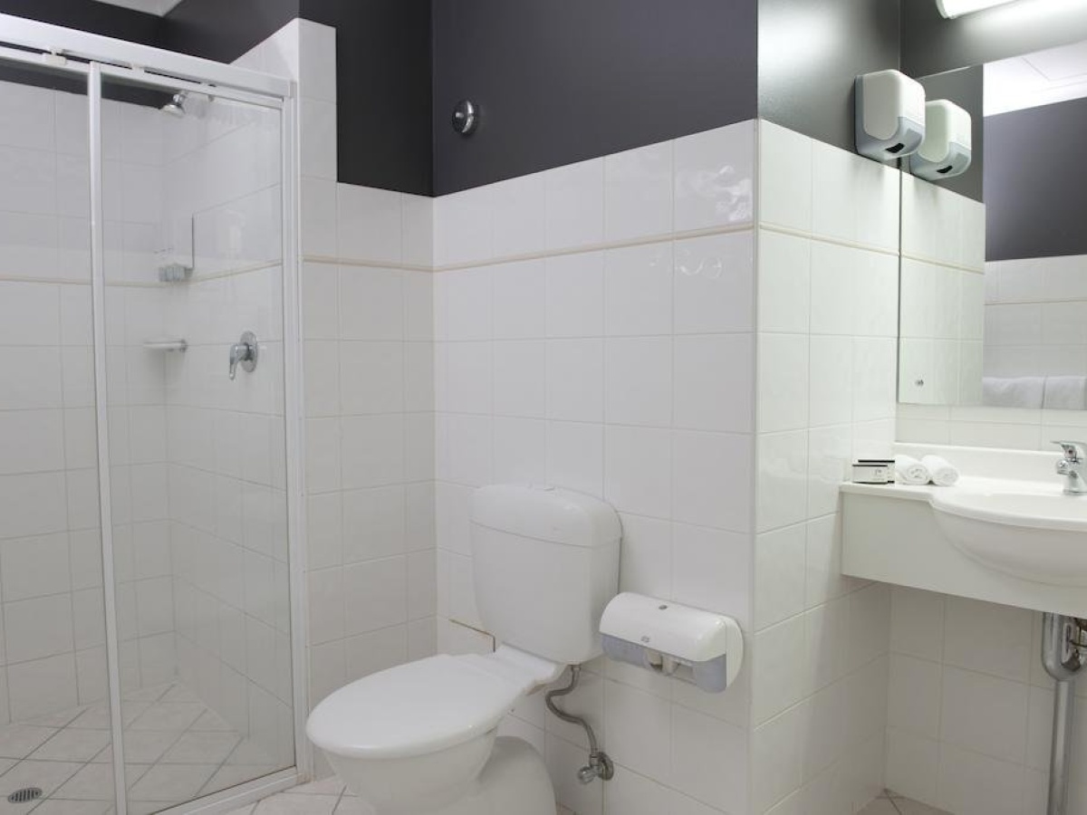 Adelaide Riviera Hotel photo
