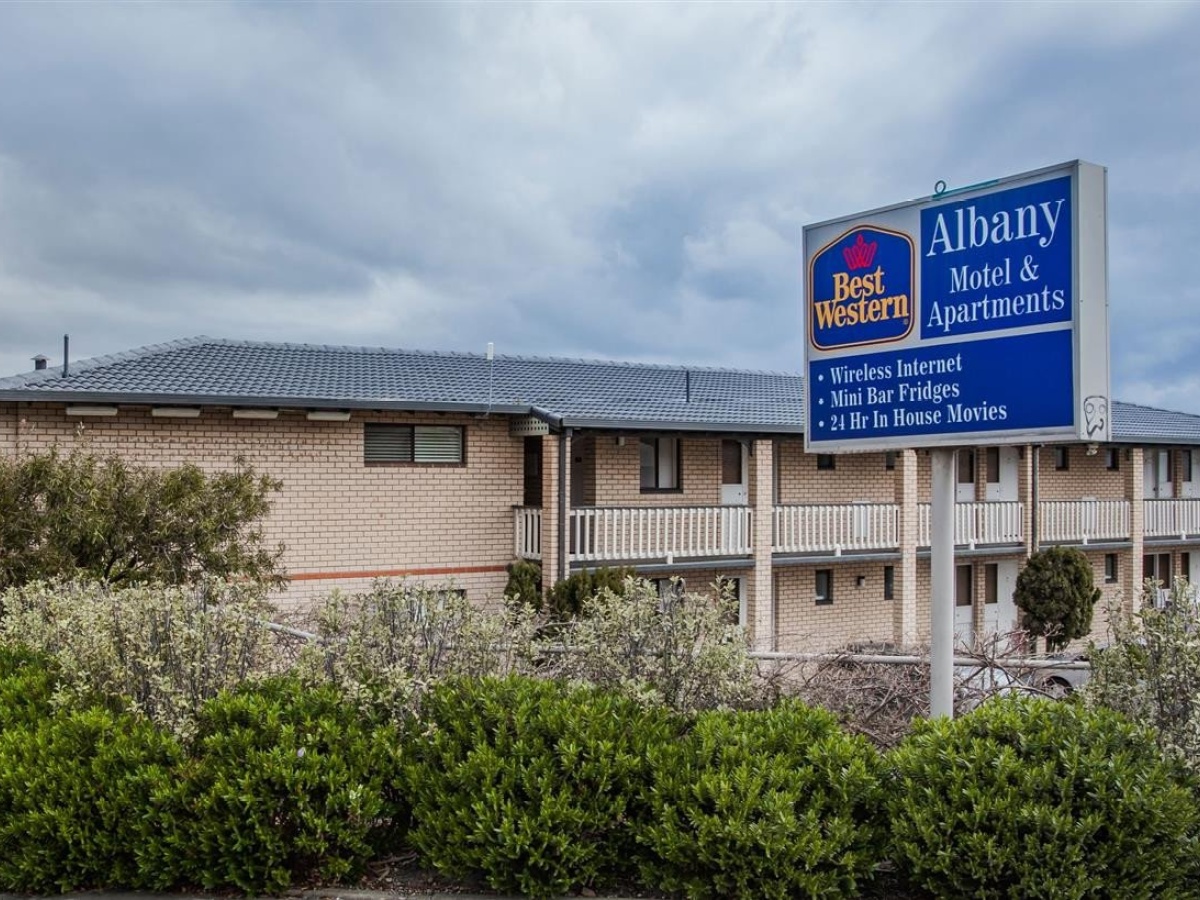 Albany Motel & Apartments photo