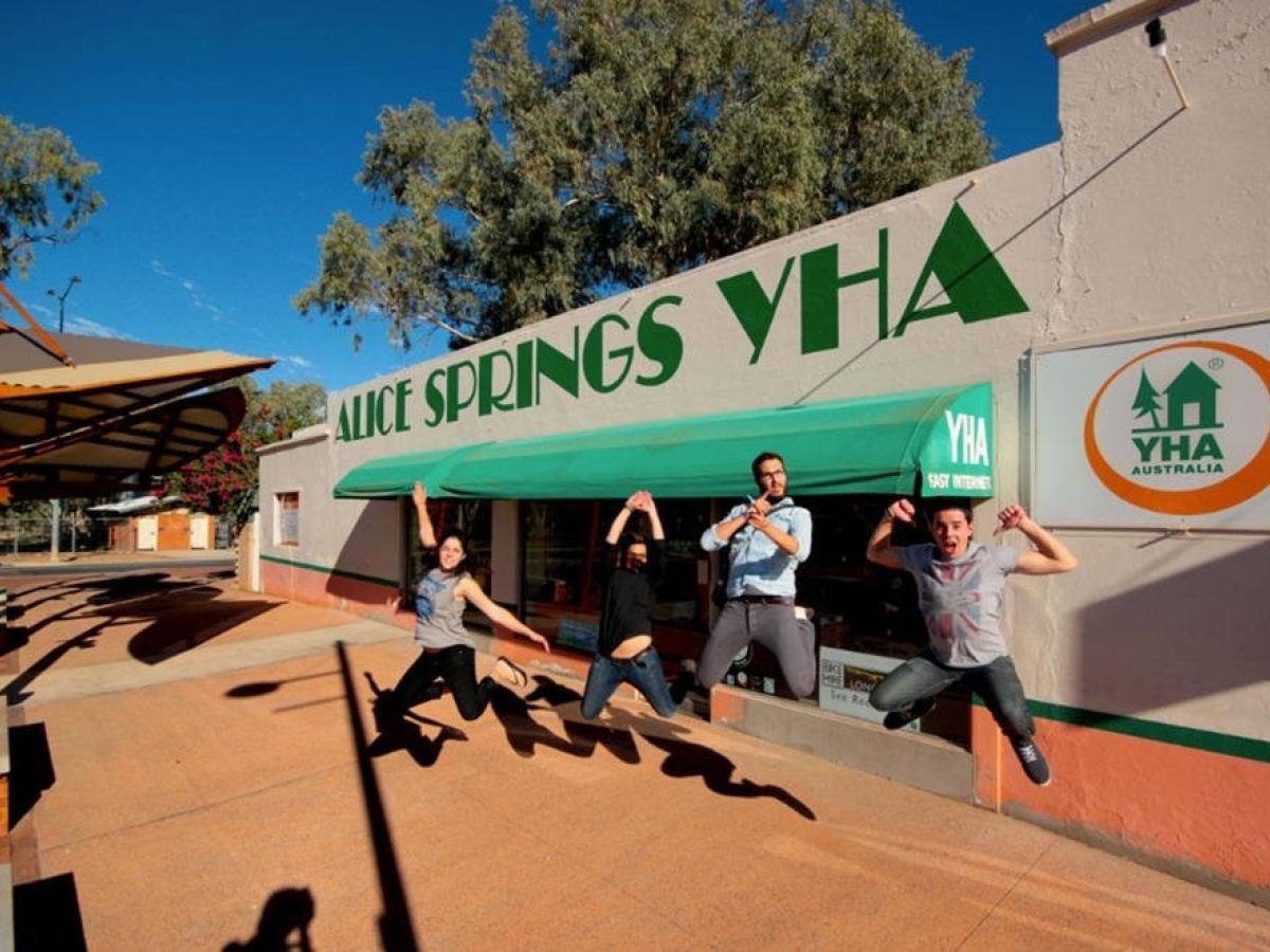 Alice Springs YHA photo