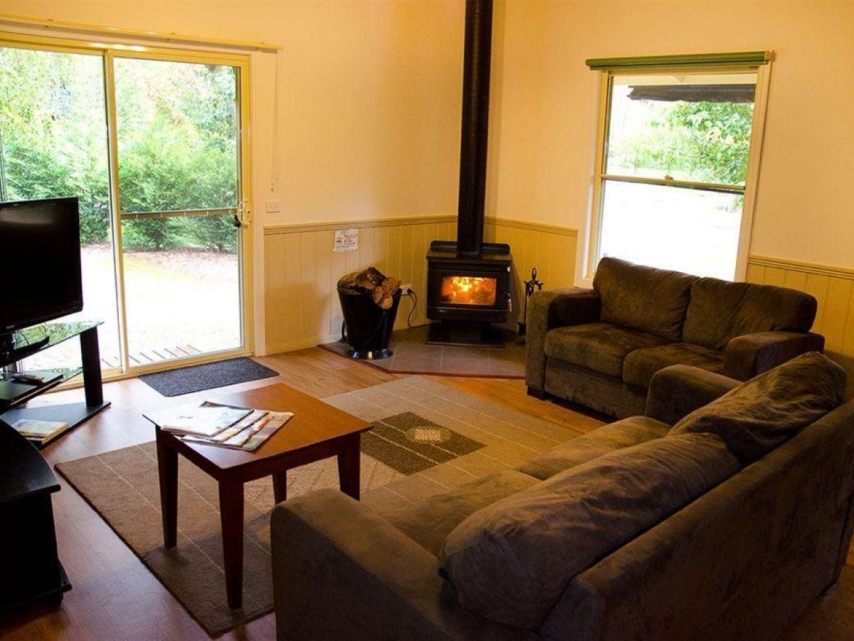 Alpine Valley Cottages photo