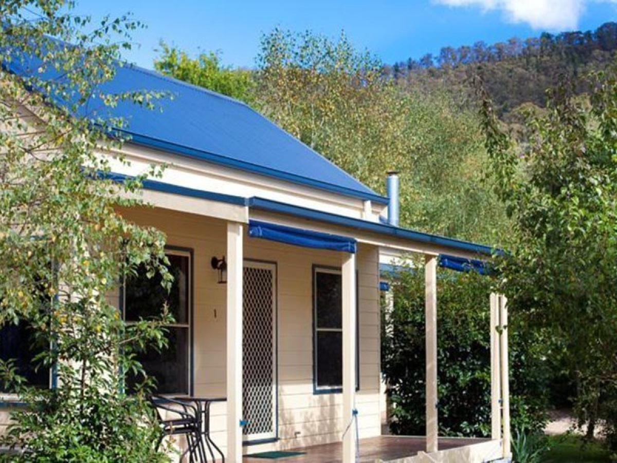 Alpine Valley Cottages photo