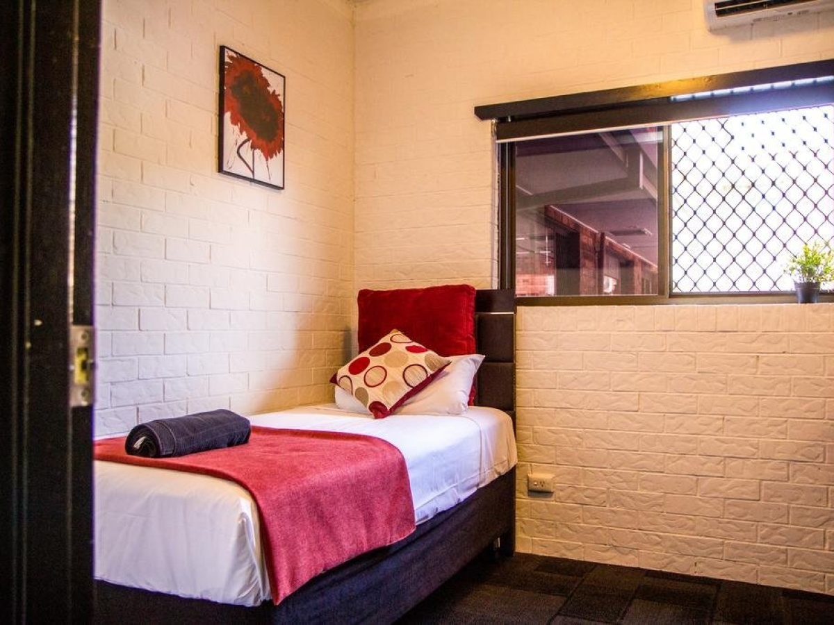 Ascot Budget Inn & Residences photo