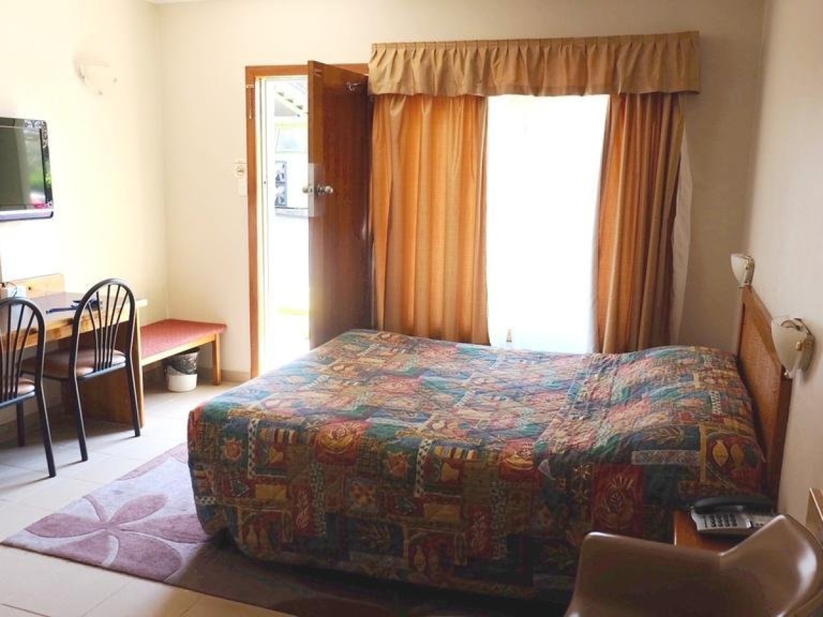 Ascot Motor Inn photo