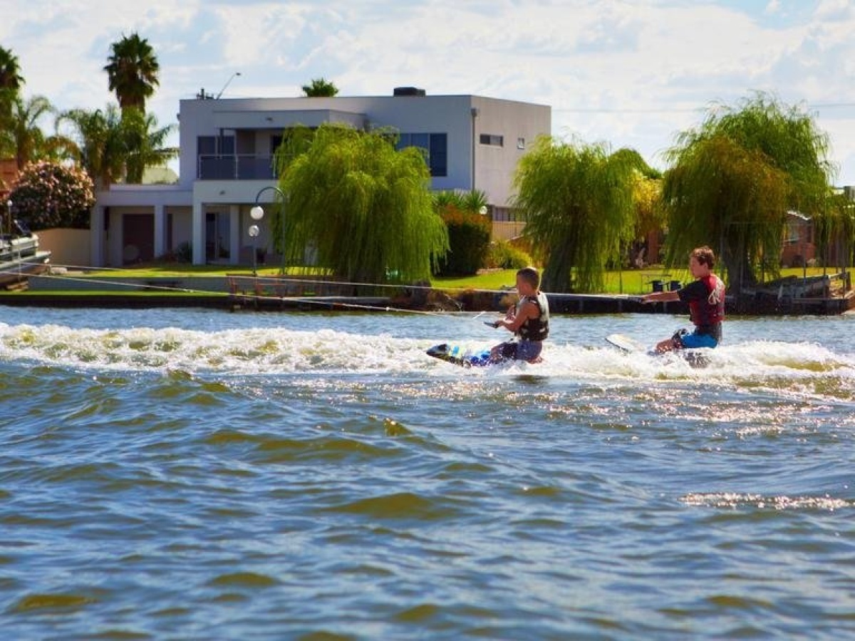 BIG4 NRMA Yarrawonga Mulwala Holiday Park photo