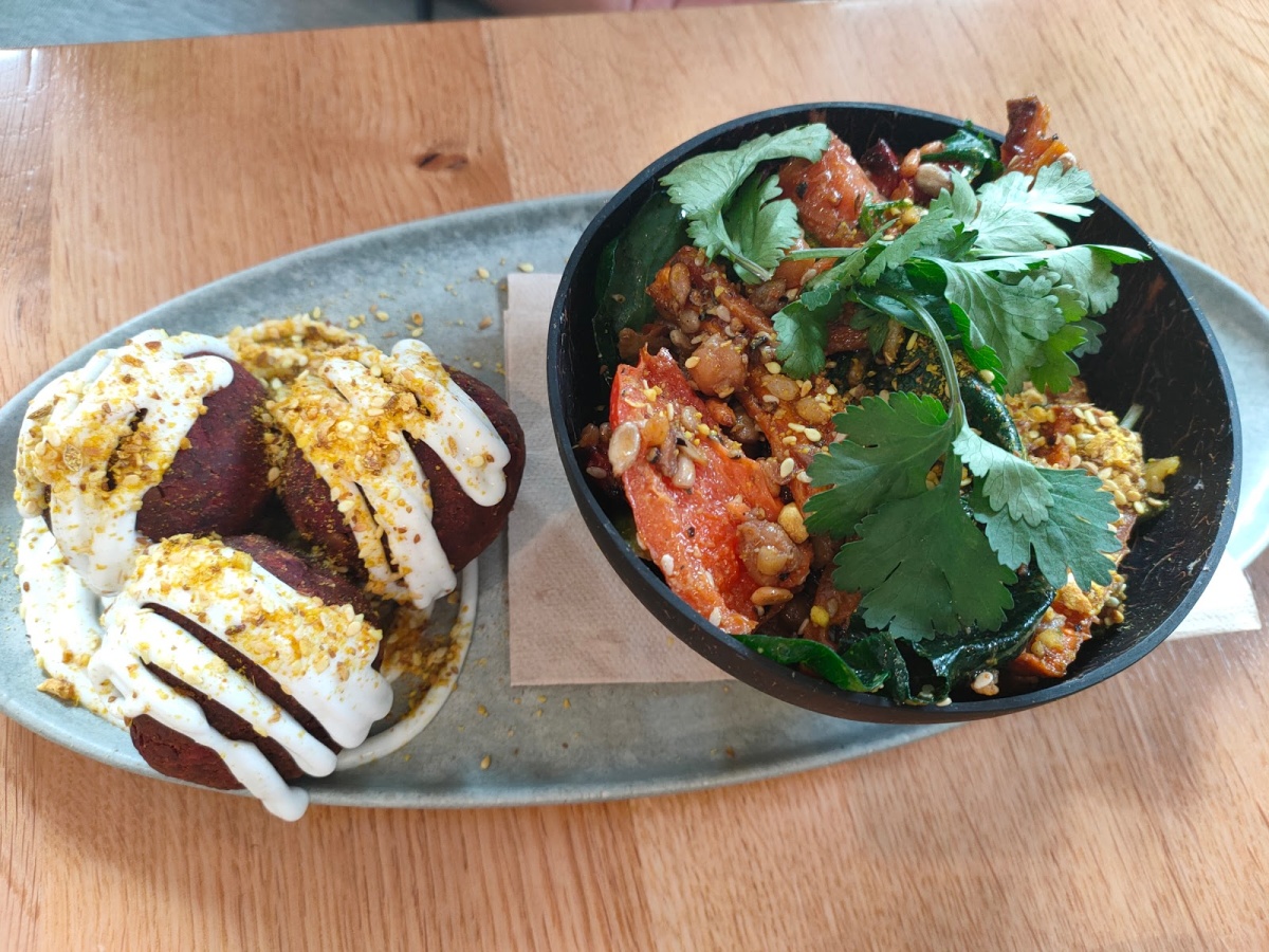 Barefoot Eatery photo
