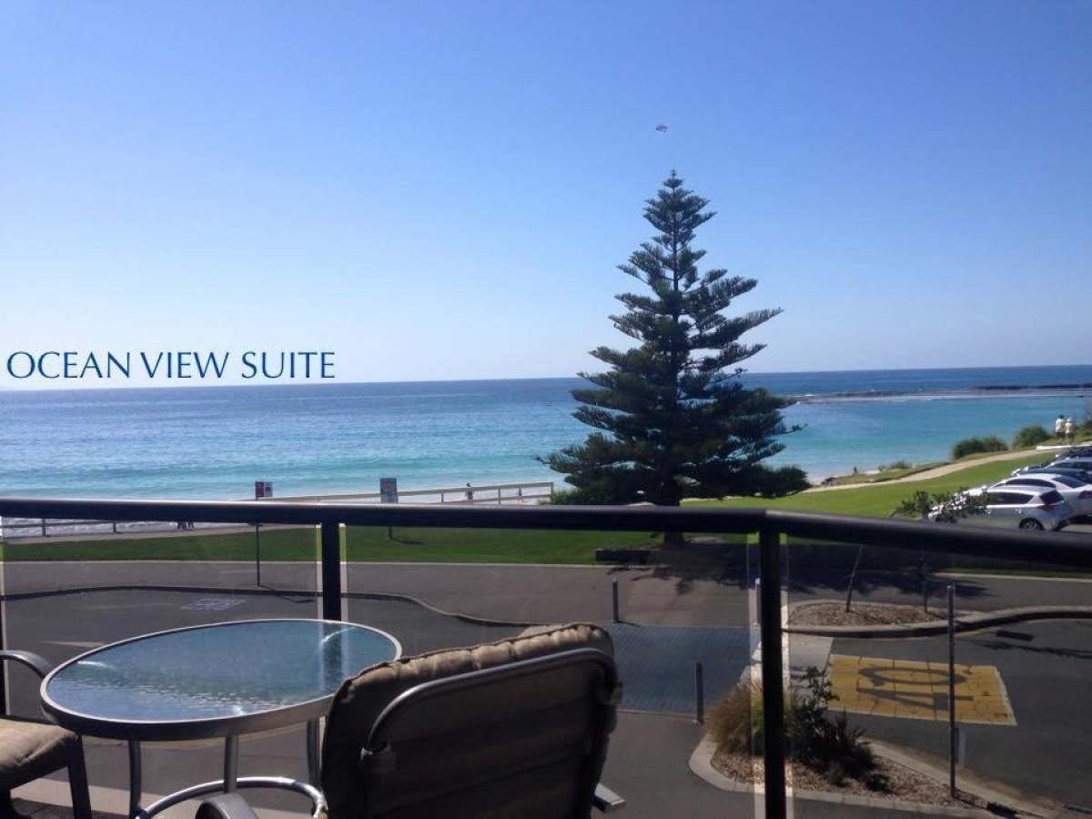 Beach House Mollymook photo