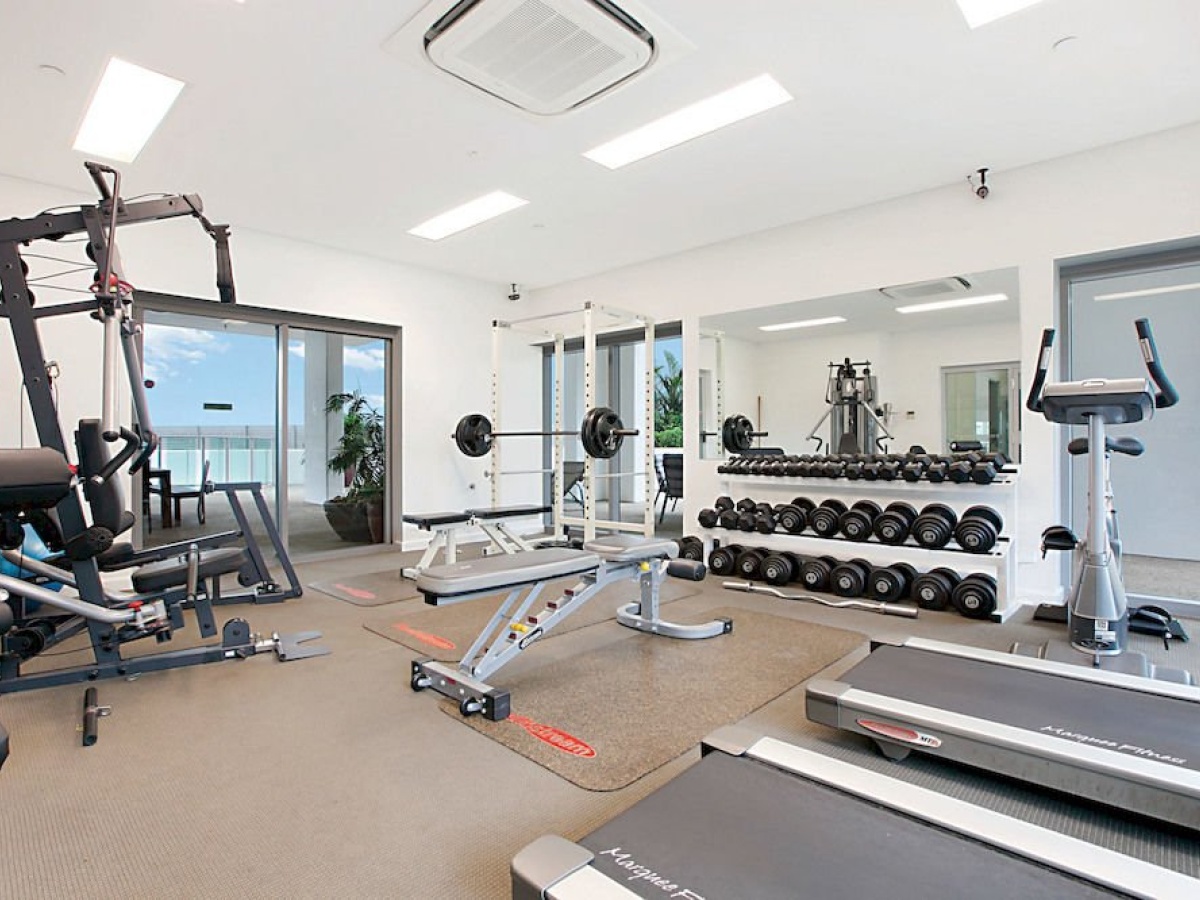 Beachlife Holiday Apartments photo