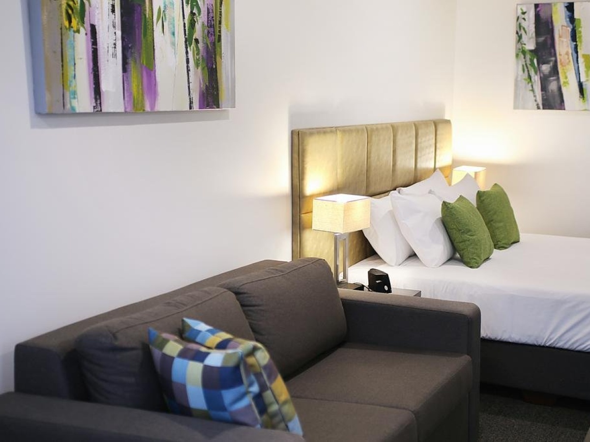 Best Western Plus Bolton on the Park photo