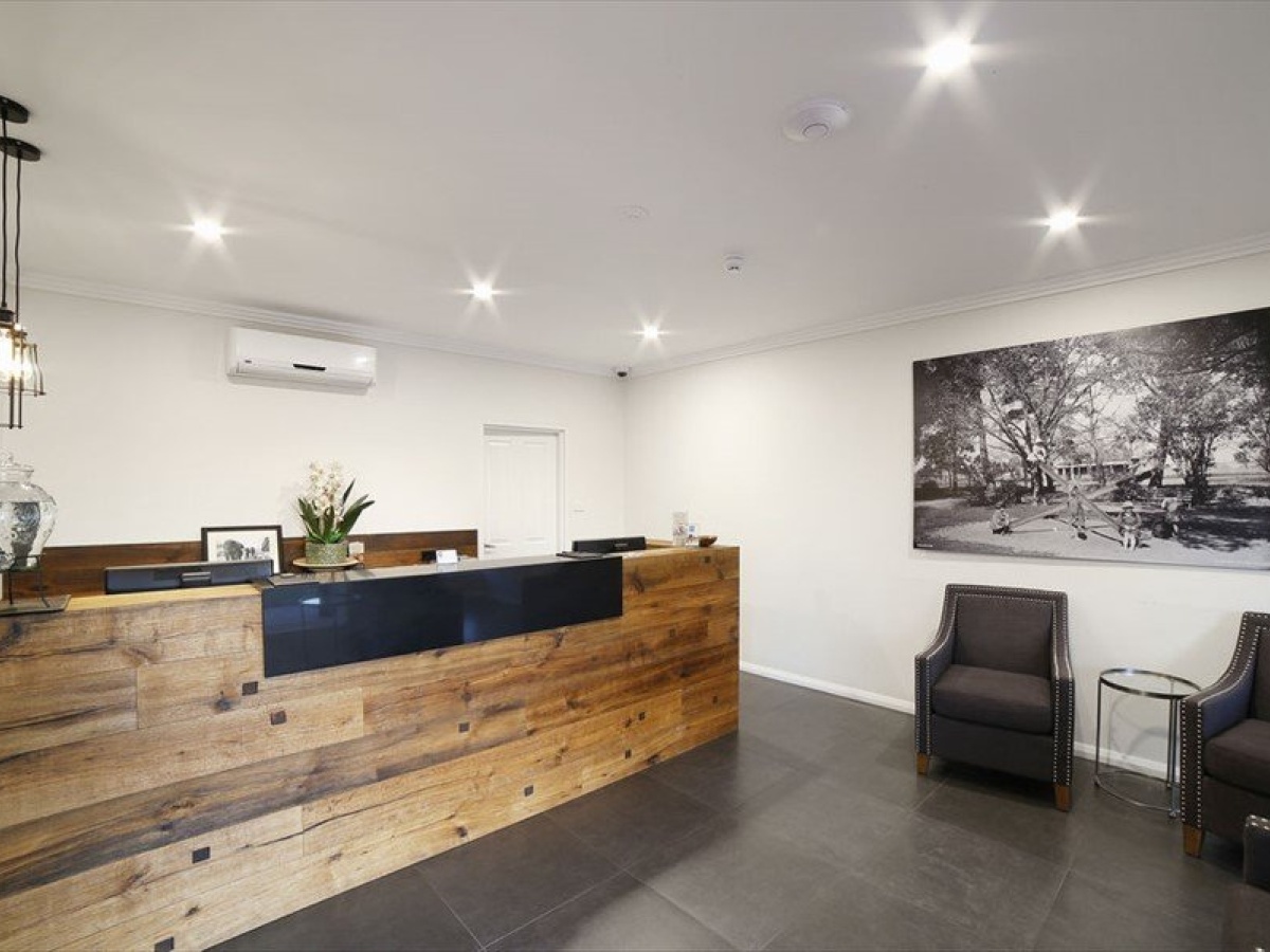 Best Western Plus Bolton on the Park photo