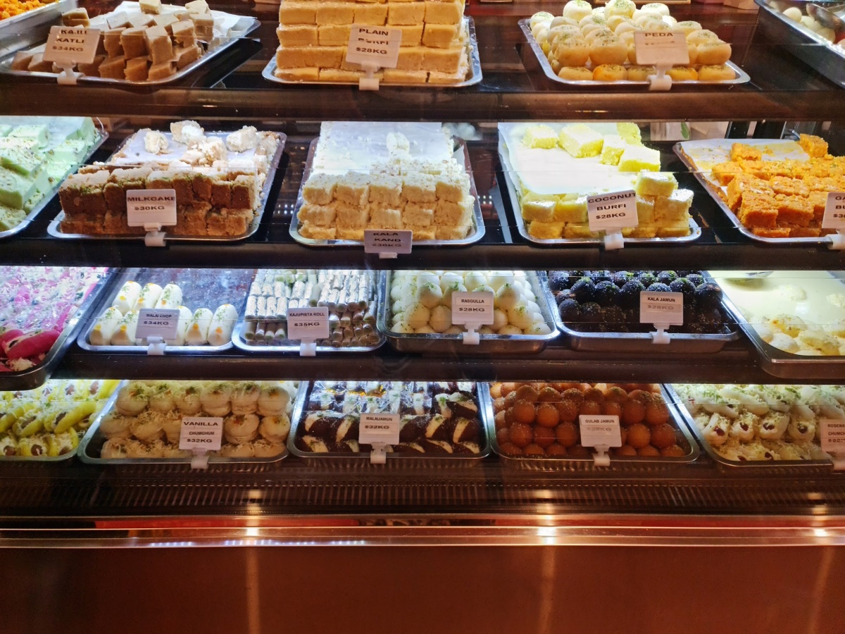 Bikaner Sweet & Curry Cafe photo