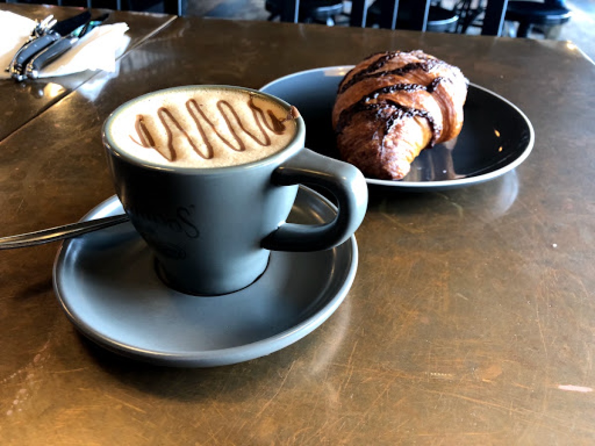 Blackwall Cafe photo