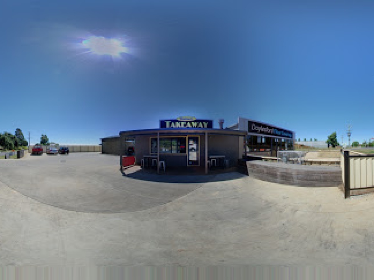Boltons Takeaway photo