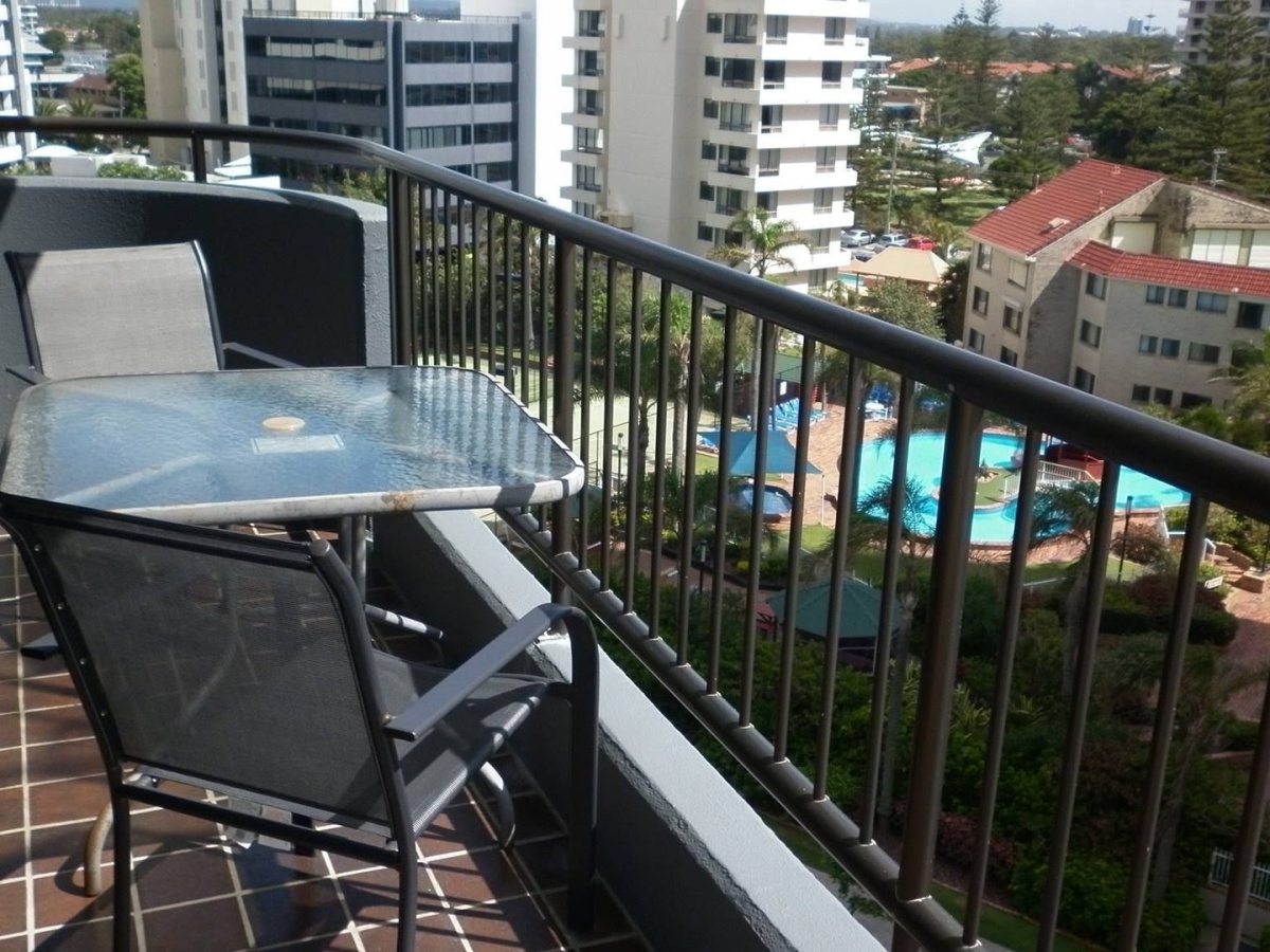 Broadbeach Pacific Resort photo