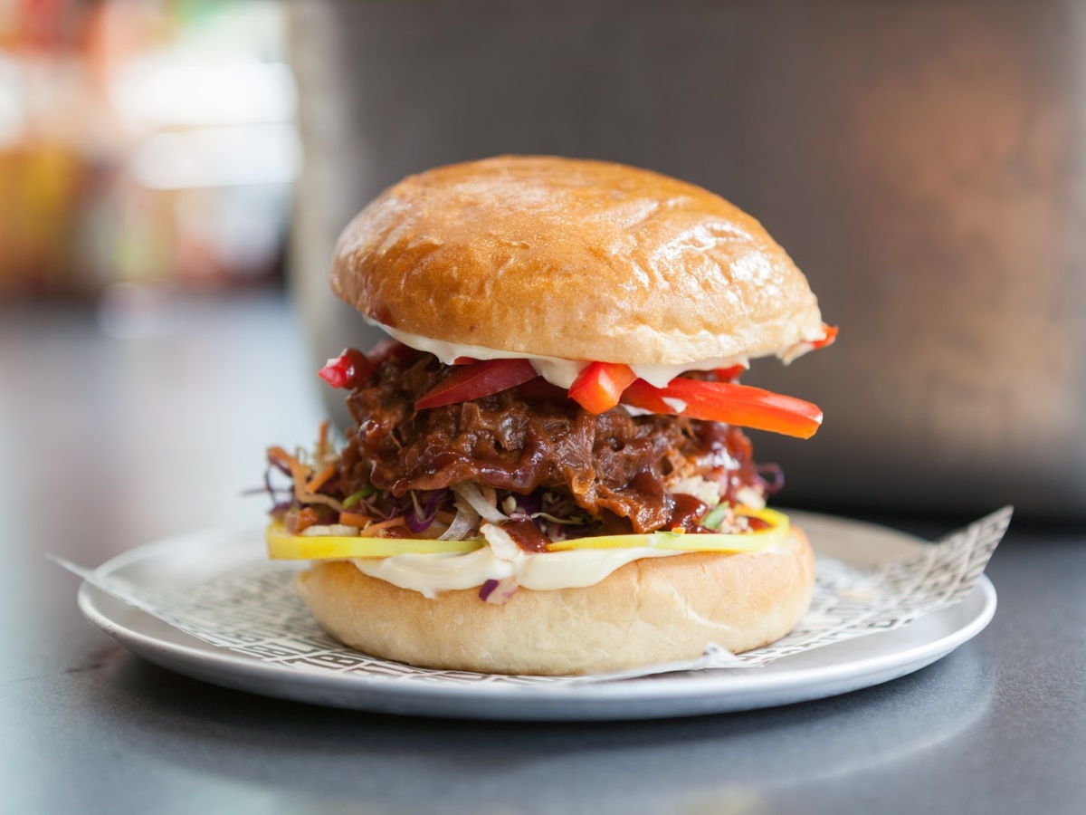 Burger Liquor photo