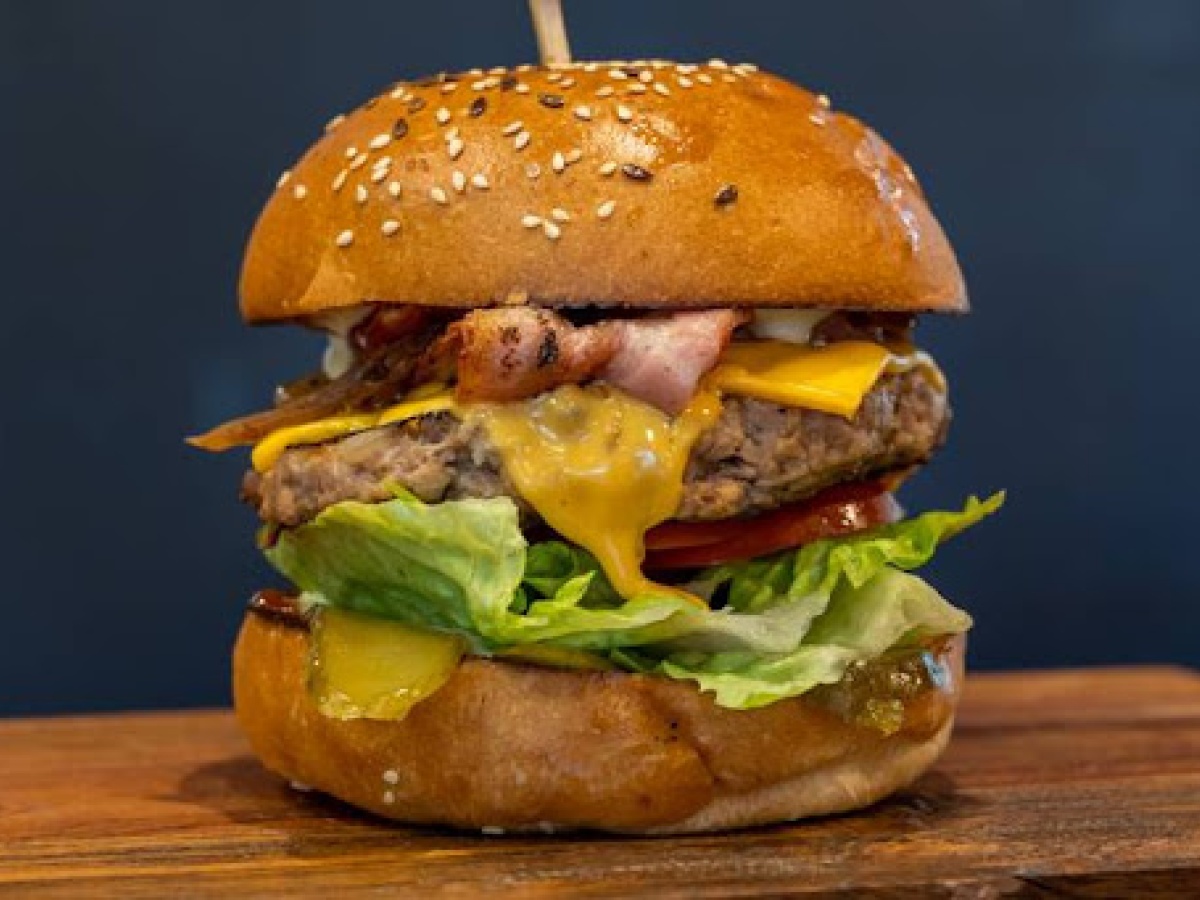 Burger platform photo