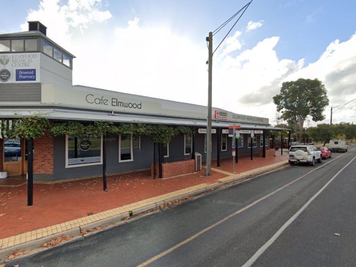 Cafe Elmwood photo