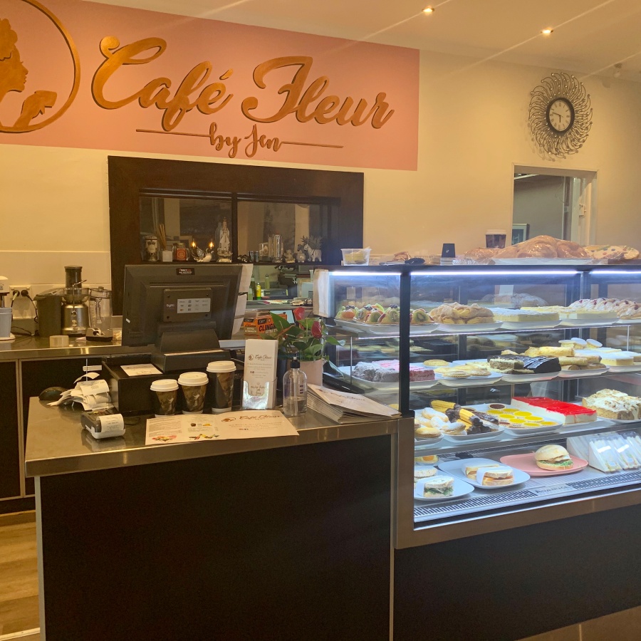 Cafe Fleur by Jen photo
