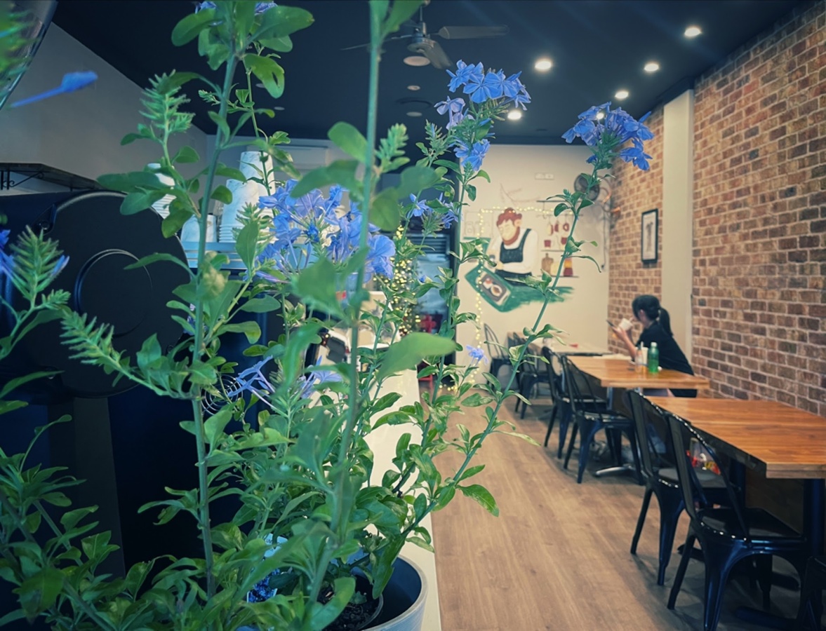 Cafe T.A.N.K photo