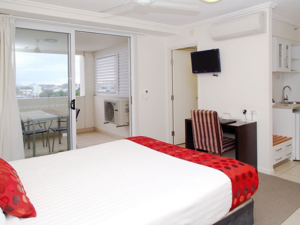 Cairns Central Plaza Apartment Hotel photo