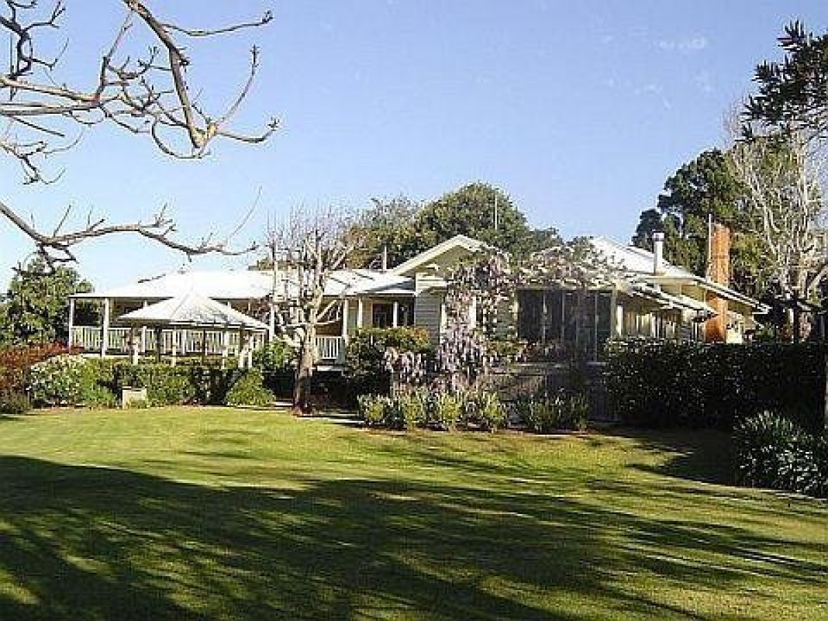 Camelot Boutique Accommodation photo