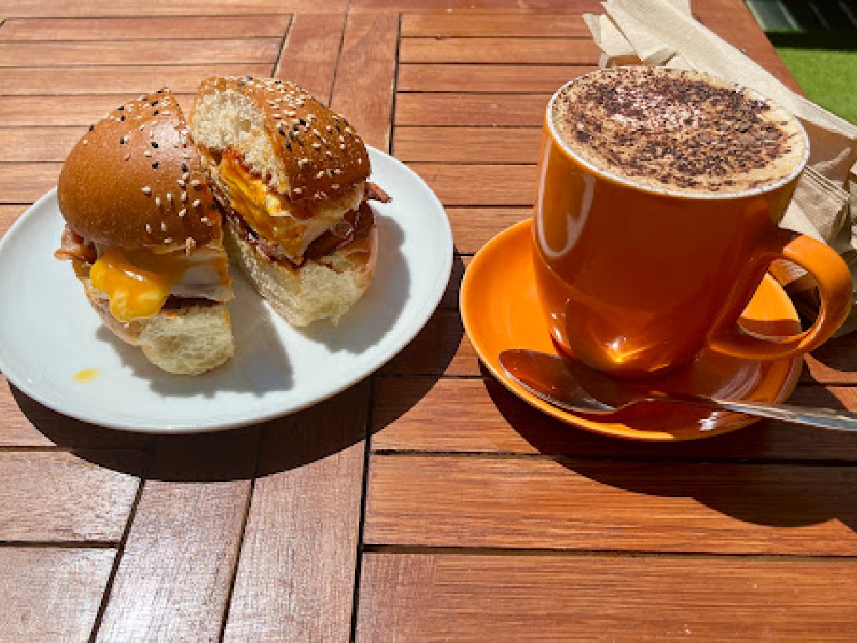Car Hole Cafe photo
