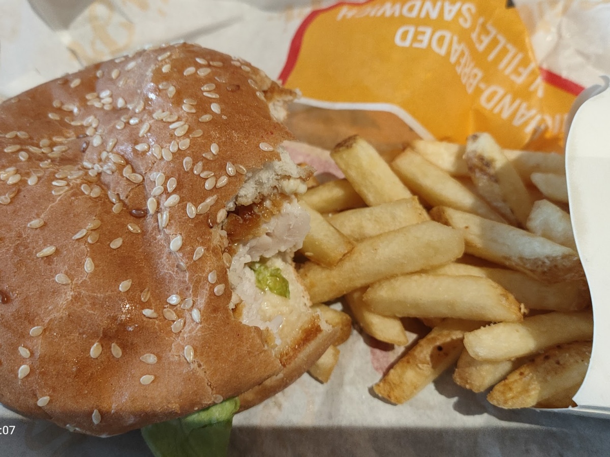 Carl’s Jr. Hope Island photo