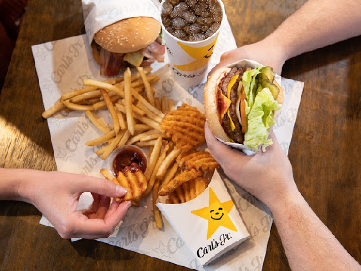 Carl’s Jr. Kilburn photo
