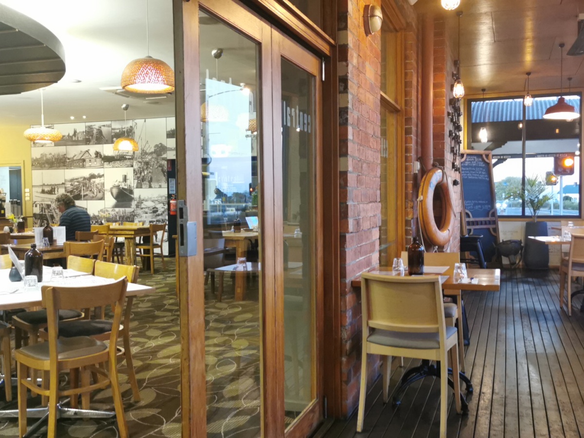 Central Bar & Restaurant photo