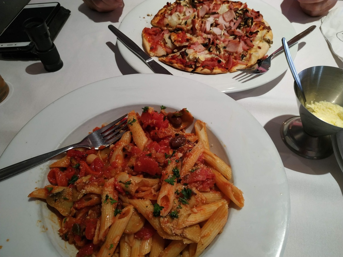 Cesars Pizzeria photo
