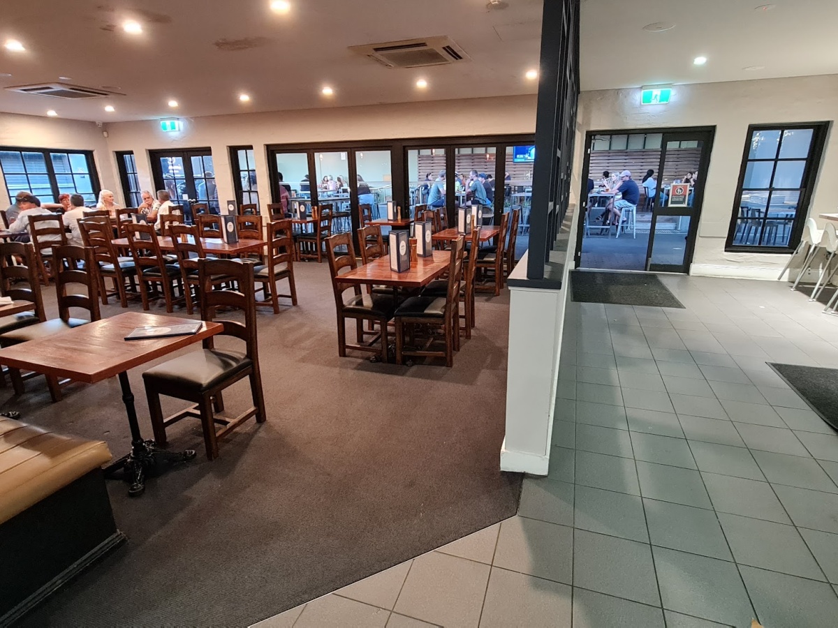 Commercial Hotel Dubbo photo