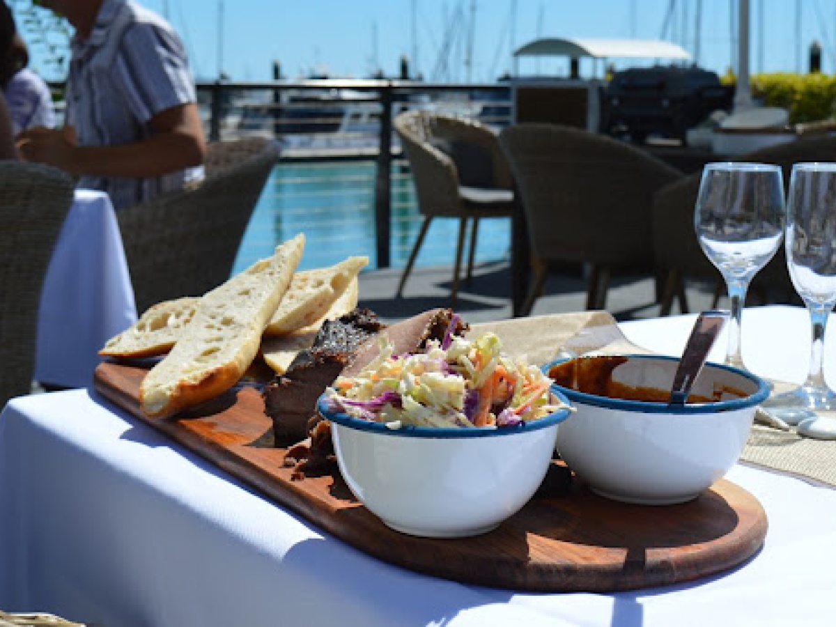D’livery Airlie Beach photo