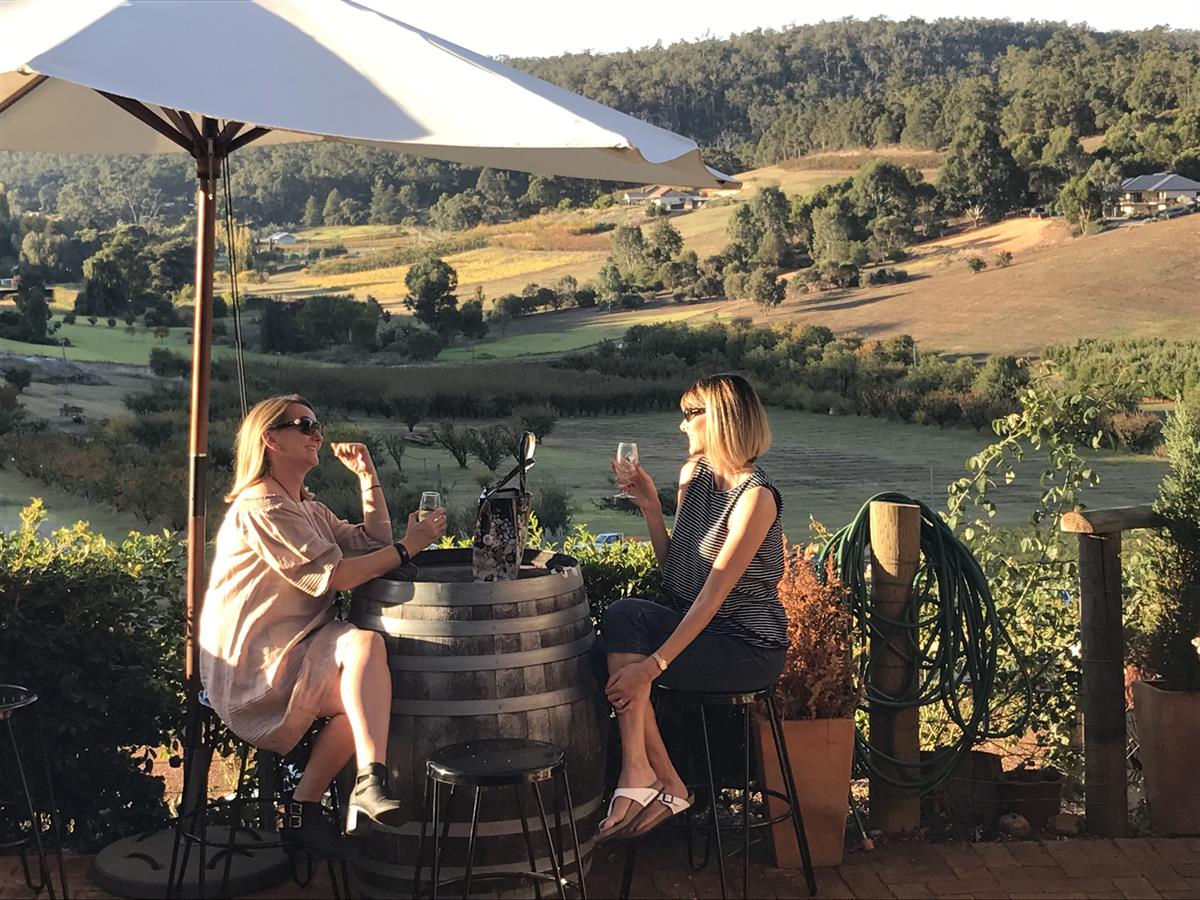 Bickley Valley Wine, Gin and Cider Tour – Hidden deTours