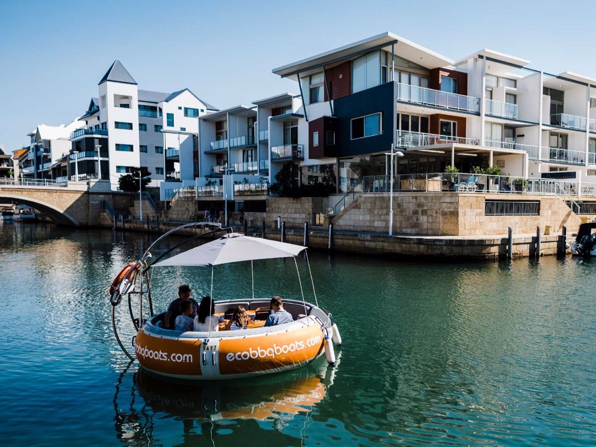 Mandurah Cruises – BBQ Boats