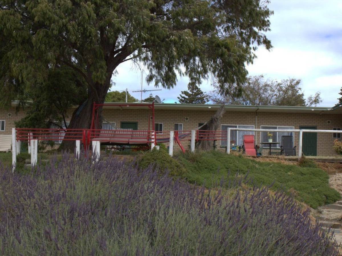 Kangaroo Motel