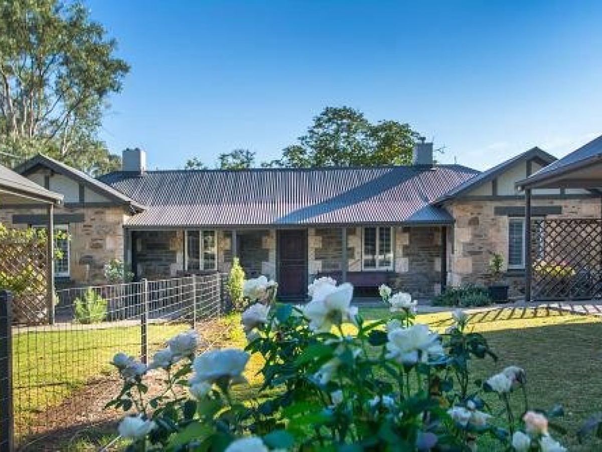 Stoneleigh Cottage Bed and Breakfast