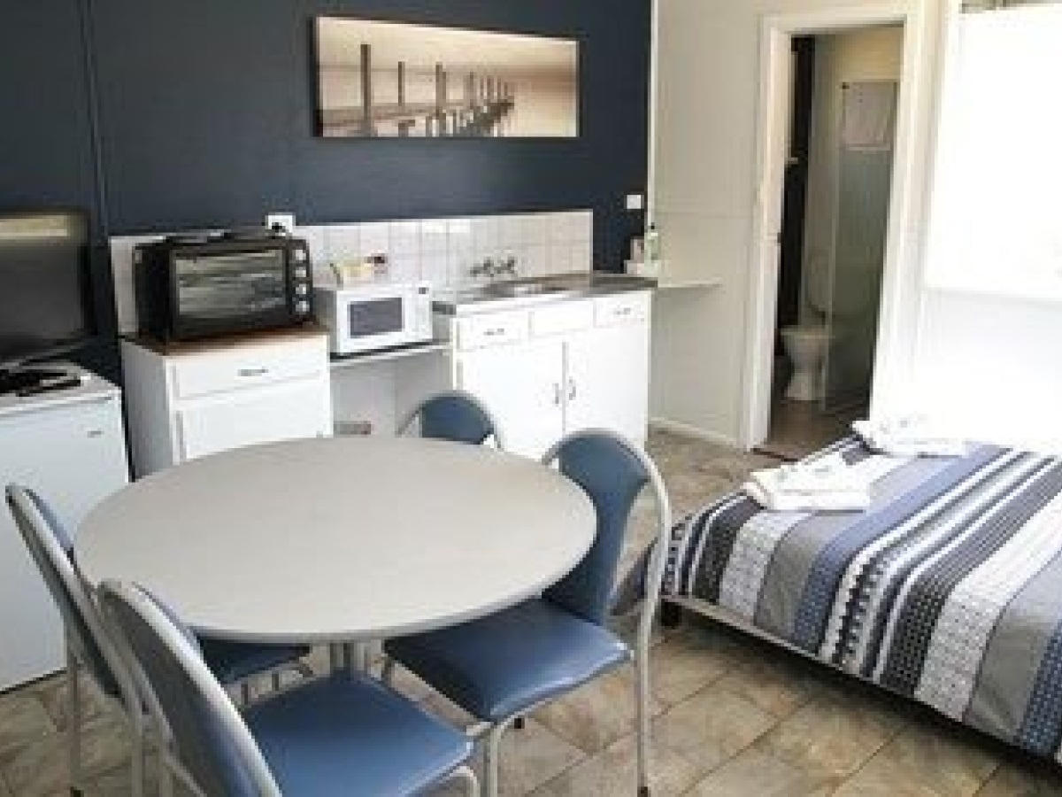 Port Lincoln Caravan Park, North Shields