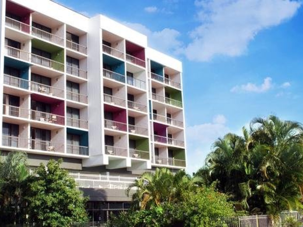 Cairns Plaza Hotel