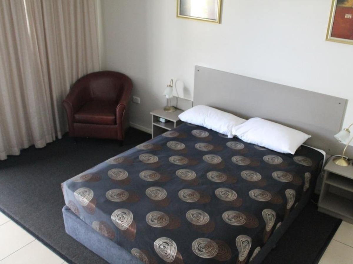 BlackWater Motor Inn