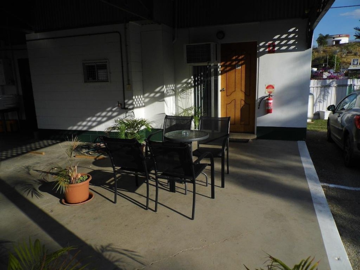 Central Point Motel