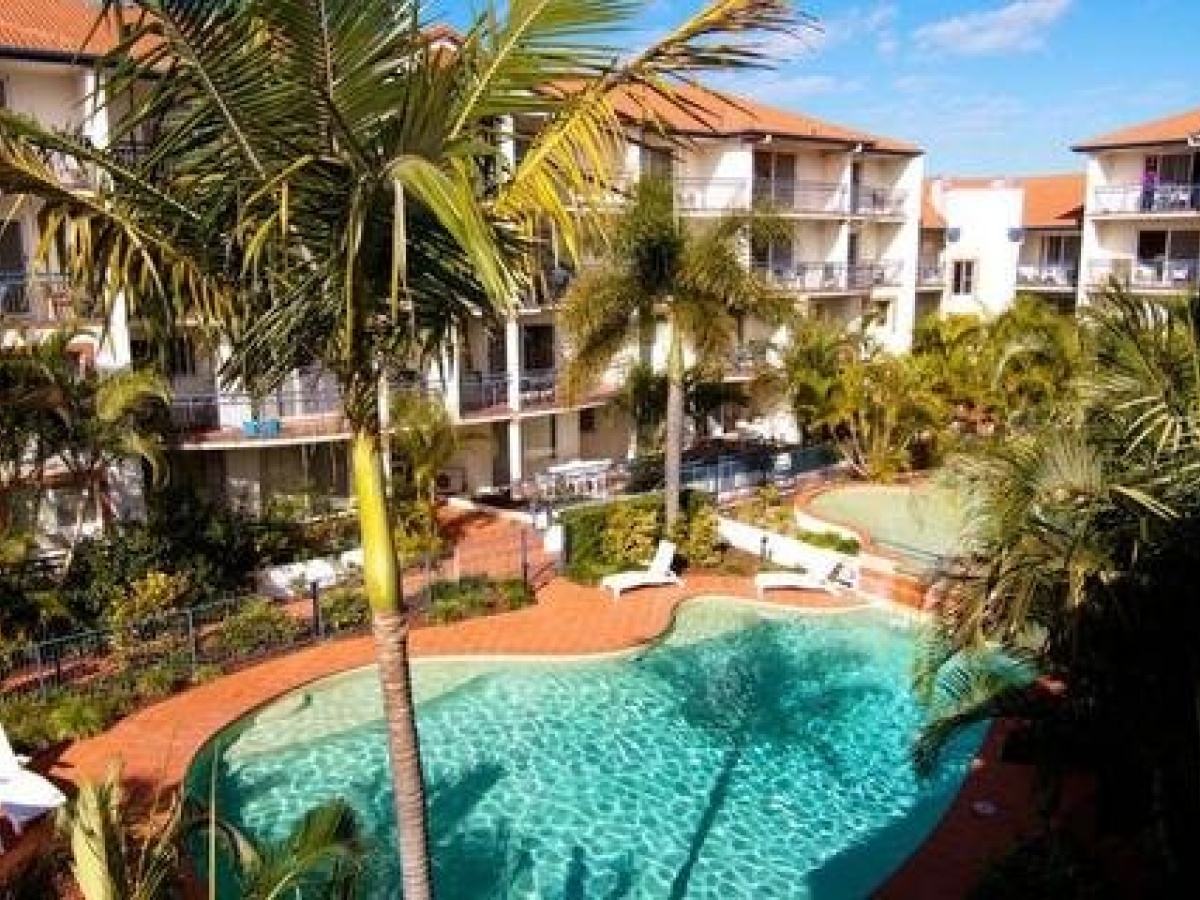 Blue Water Bay Luxury Villas