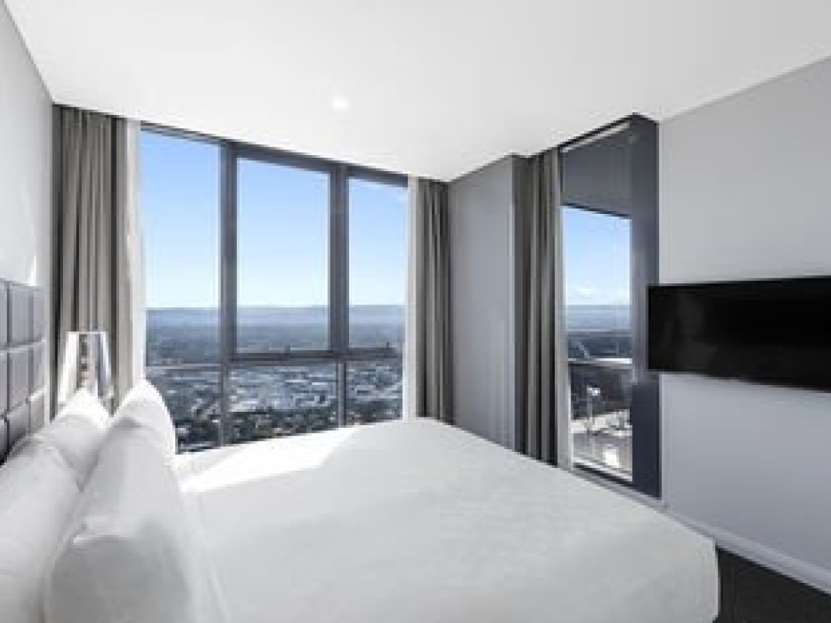 Meriton Suites Southport